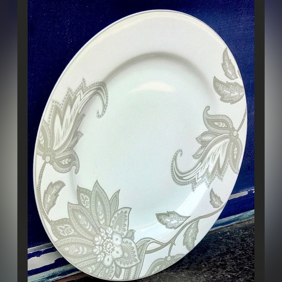 Vintage Discontinued 1990s NAUTICA Tableware TISBURY TAUPE Paisley Dinner Plate - Picture 4 of 10